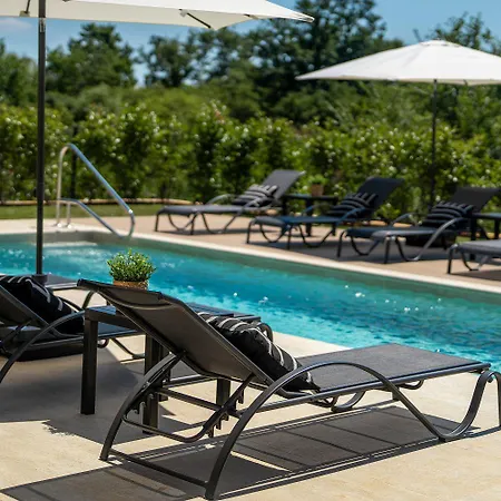 度假居 Atemberaubende Mit Privatpool, Sauna, Billard, Kicker, Heimtrainer, Bbq 波雷奇